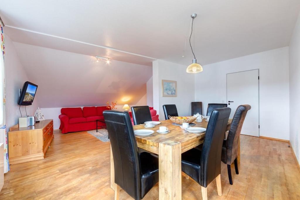 Grosse Schoene 3 Zimmer Ferienwohnung - 100 Qm - In Strandnaehe Fuer 6 Personen!! Χέρινγκσντορφ Εξωτερικό φωτογραφία